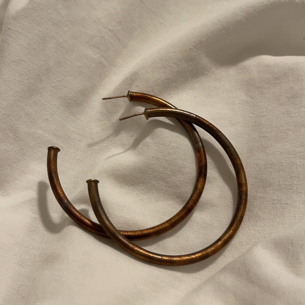 Sheila fajl tarnished hoops
